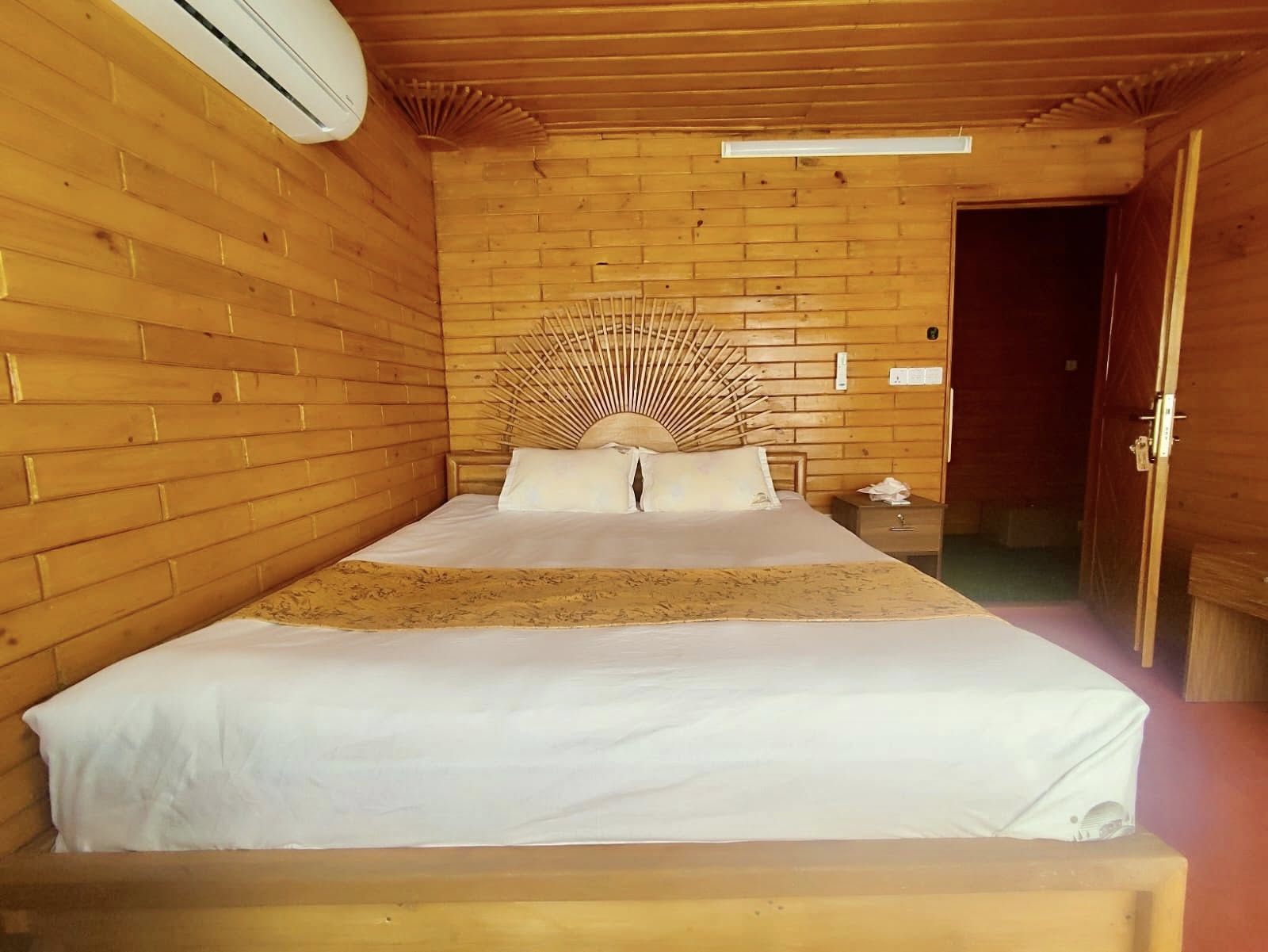 Pine Twin Cottage